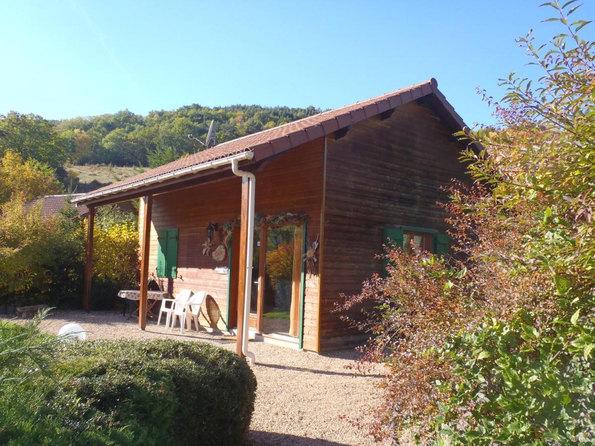 Les Chalets De La Vigne Grande Saint-Floret ภายนอก รูปภาพ