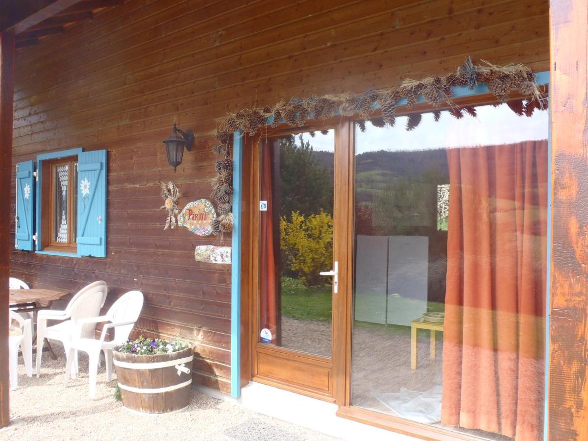 Les Chalets De La Vigne Grande Saint-Floret ภายนอก รูปภาพ