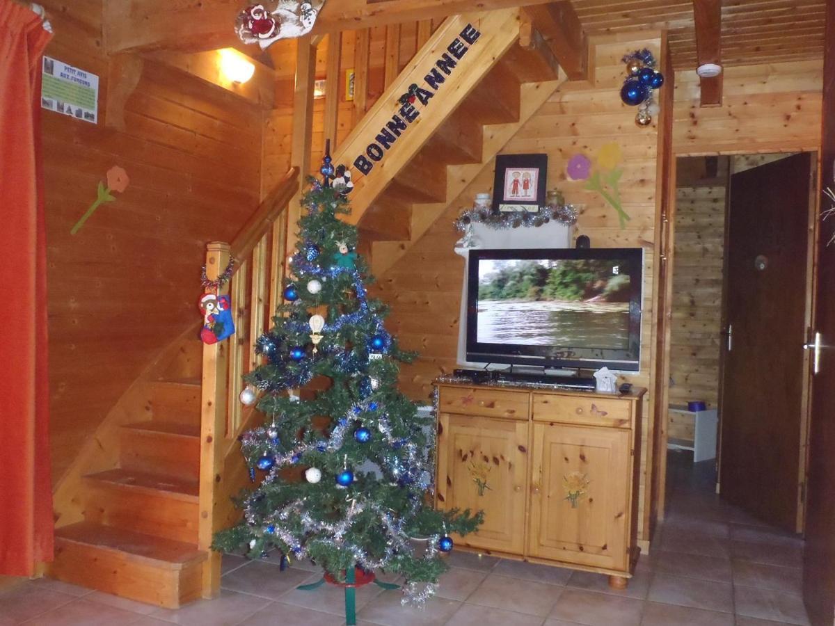 Les Chalets De La Vigne Grande Saint-Floret ภายนอก รูปภาพ